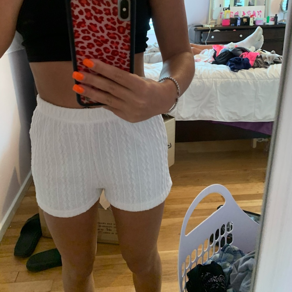 Soft white knit shorts fits XS/S